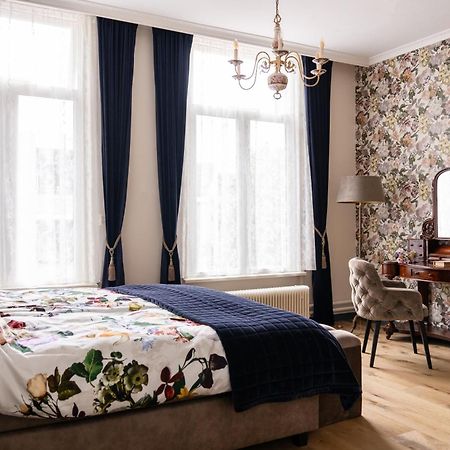 De Jonge Barones Bed and Breakfast Beetsterzwaag Eksteriør billede