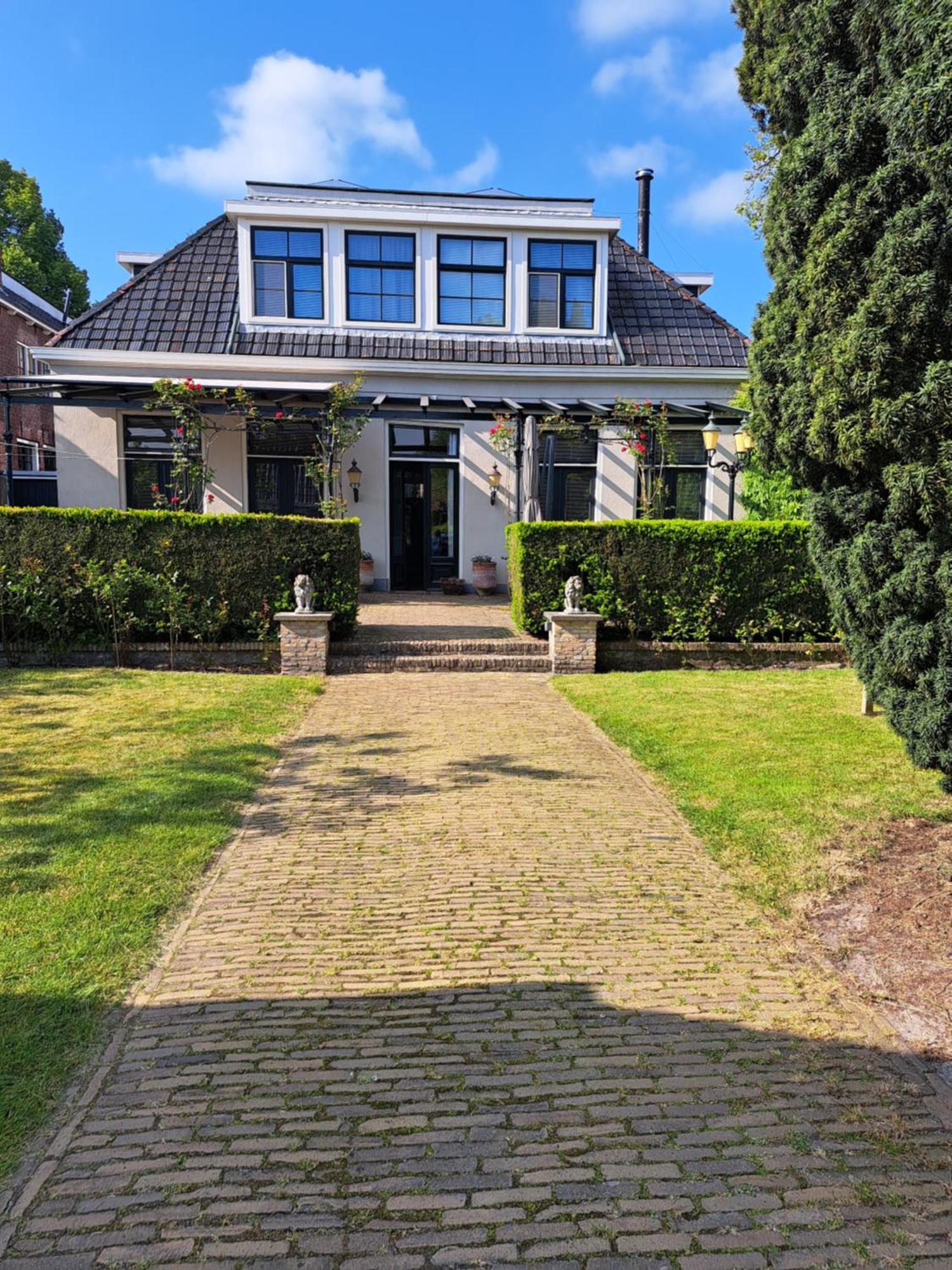 De Jonge Barones Bed and Breakfast Beetsterzwaag Eksteriør billede